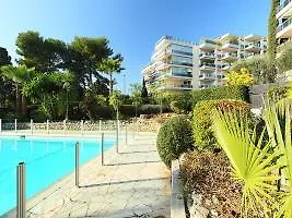 Le Floriana * 칸느